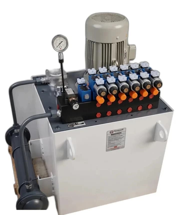 Multi-station hydraulic power pack with directional solenoid control valves and electrical panel